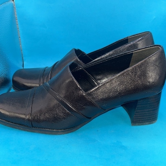 Franco Sarto Heels Womens 7 M Rodeo Square Toe Pumps Brown Faux Leather Slip On - Picture 3 of 9